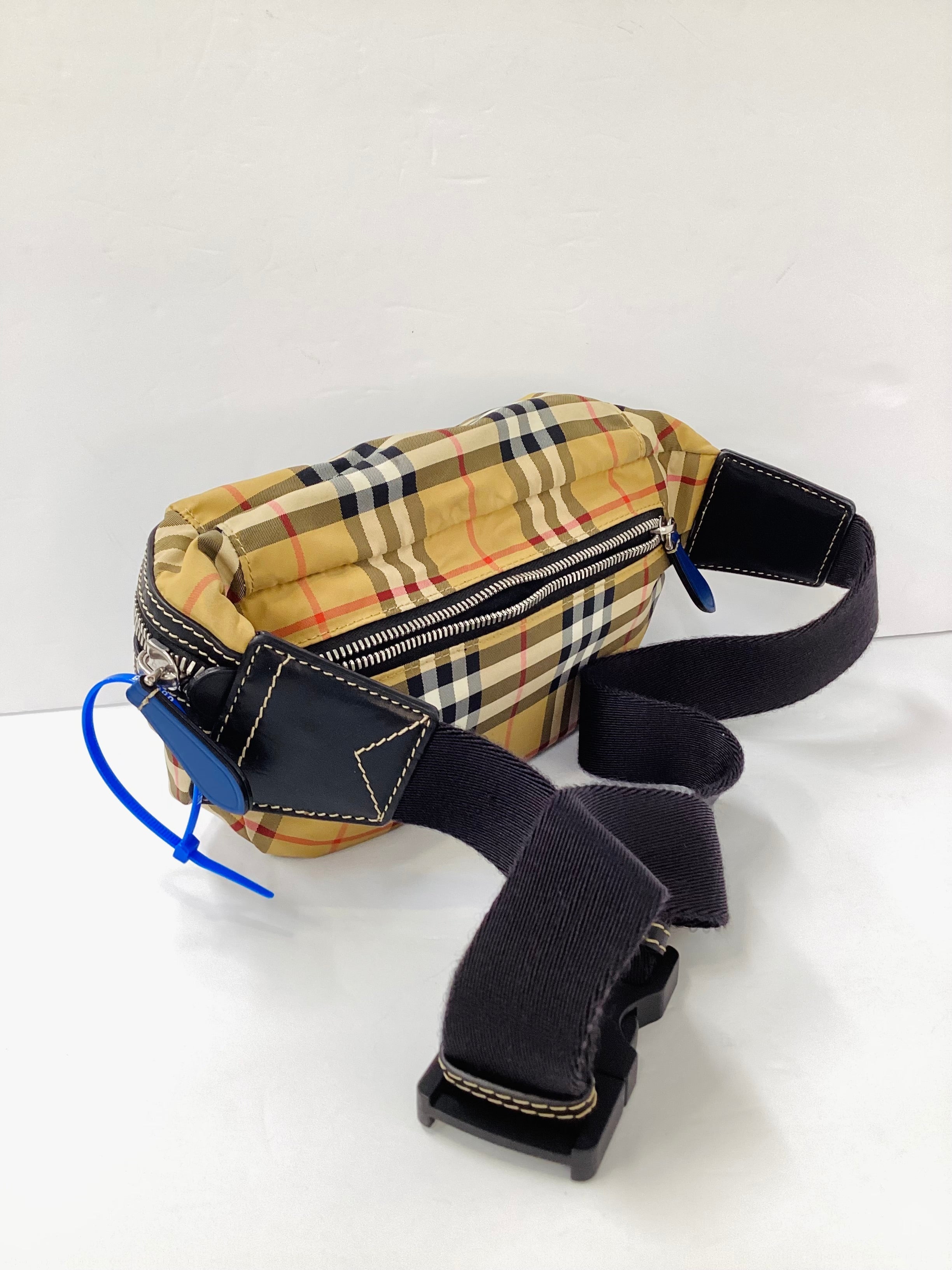 Handbag Designer By Burberry  Size: Medium