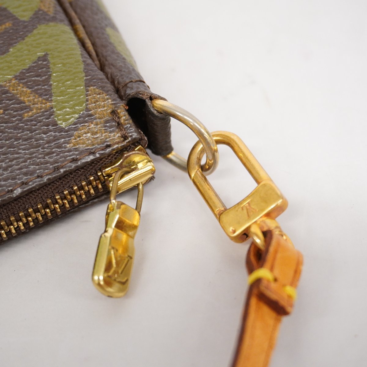 Louis Vuitton Pochette Accessoires Handbag Stephen Sprouse Graffiti M92191