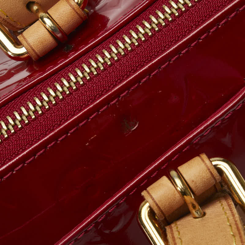 Louis Vuitton Rosewood Avenue in Monogram Vernis Red M93507