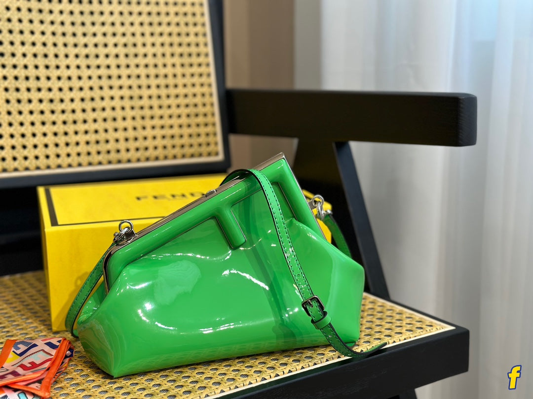 Luxury Bags Fendi 286