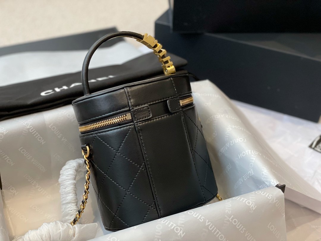 Designer Handbags Chanel 062