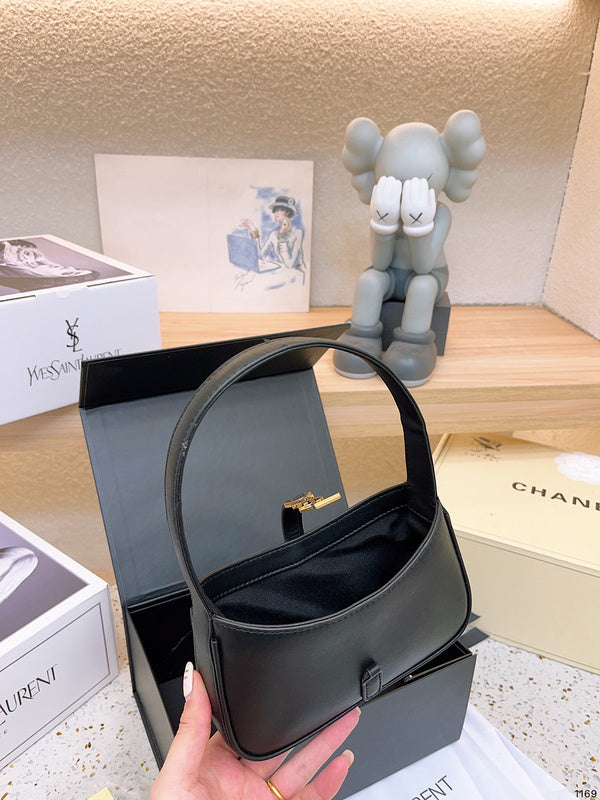 Luxury - Gucci Bags - 150