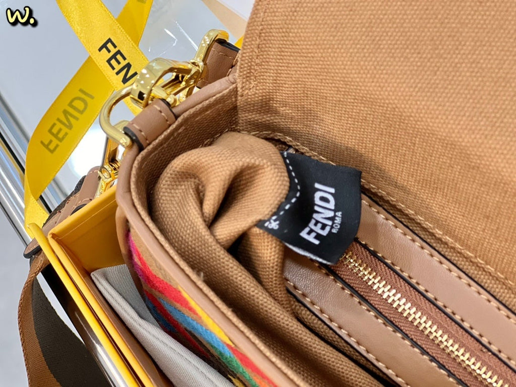 Luxury  Bags Fendi 239