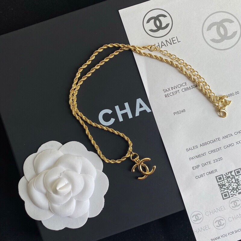 BG - Holiday Necklace chanel027