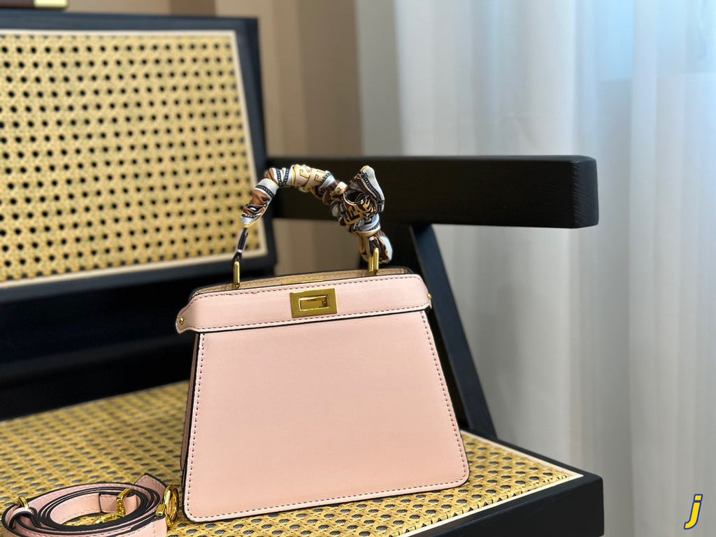 Luxury Bags Fendi 287