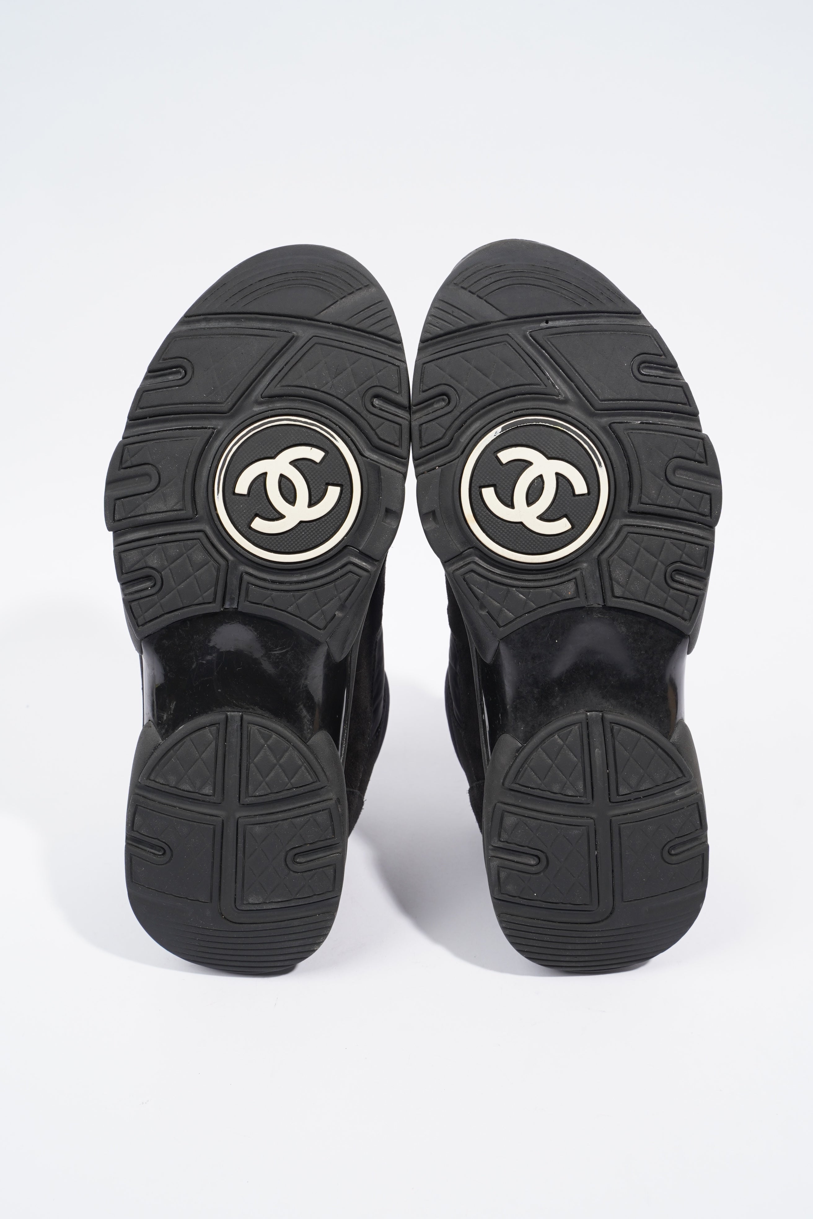 Chanel Interlocking CC Black Suede EU 38 UK 5