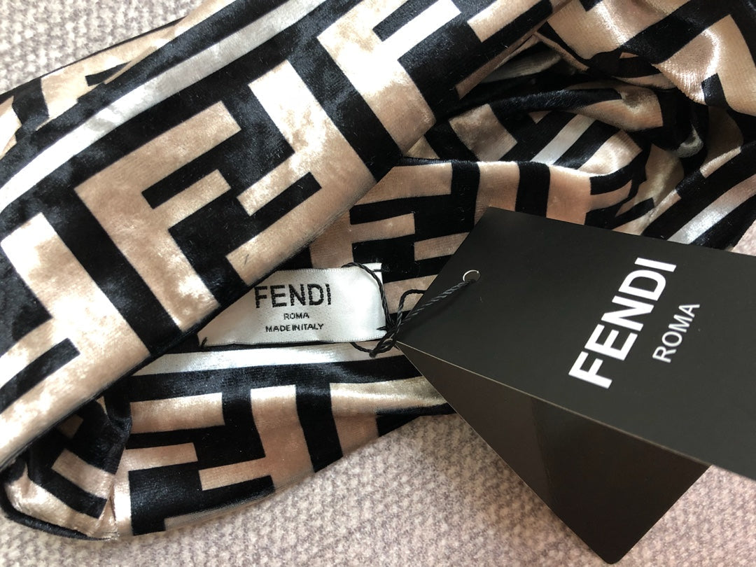 Luxury Hair Band Fendi 022