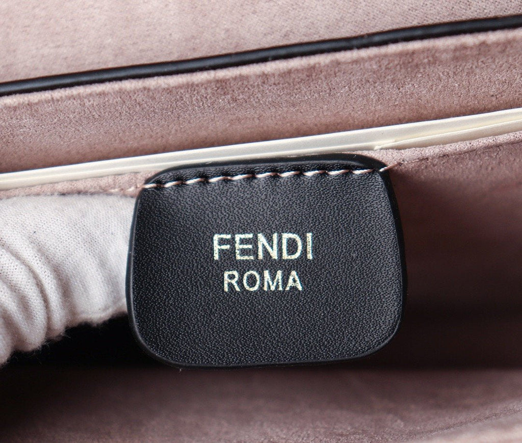 Luxury  Bags Fendi 071