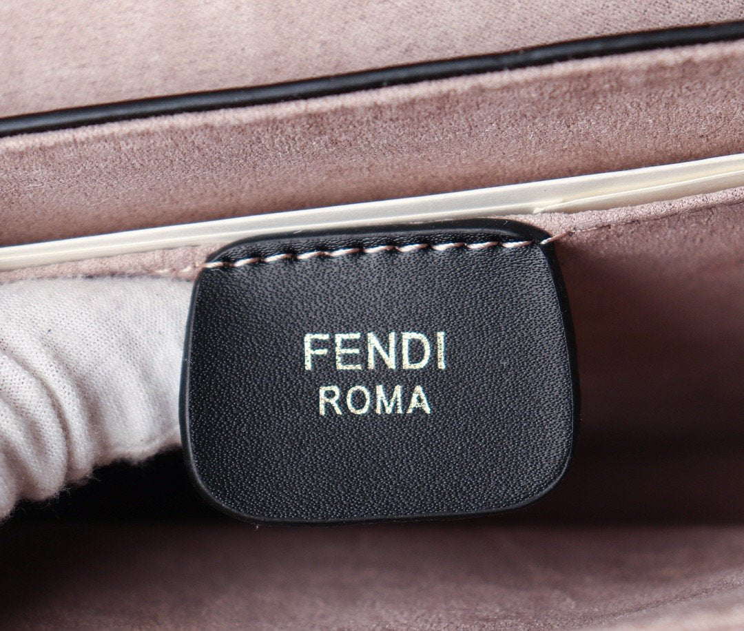 Luxury  Bags Fendi 071