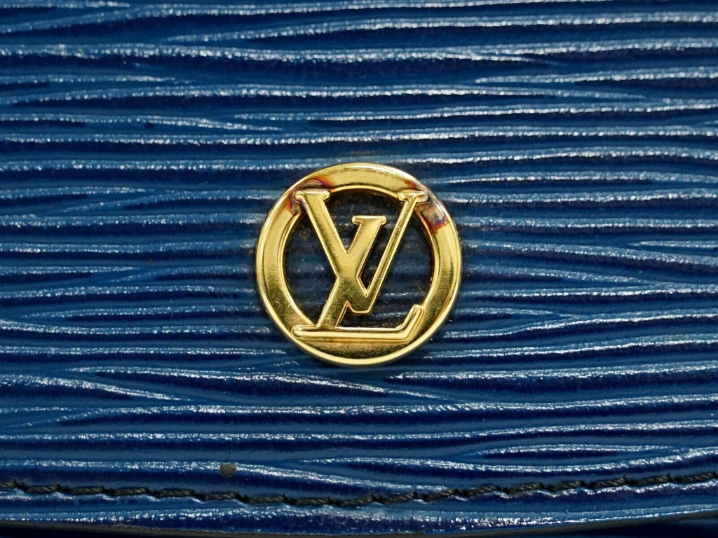 Louis Vuitton Blue Leather Montaigne handbag bag