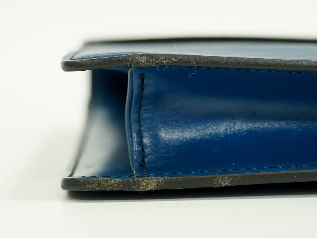 Louis Vuitton Blue Leather Montaigne handbag bag