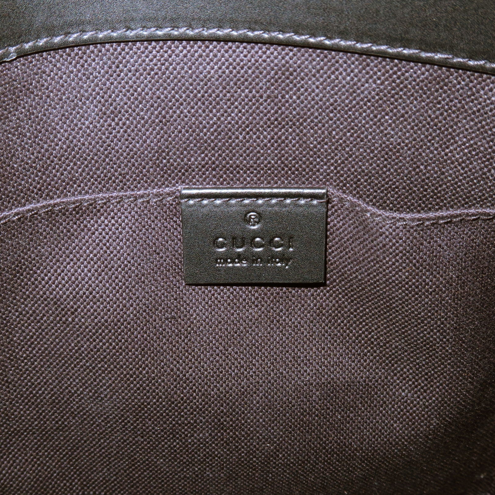 GUCCI GG Supreme Leather Small Messenger Bag Black Gray 523599