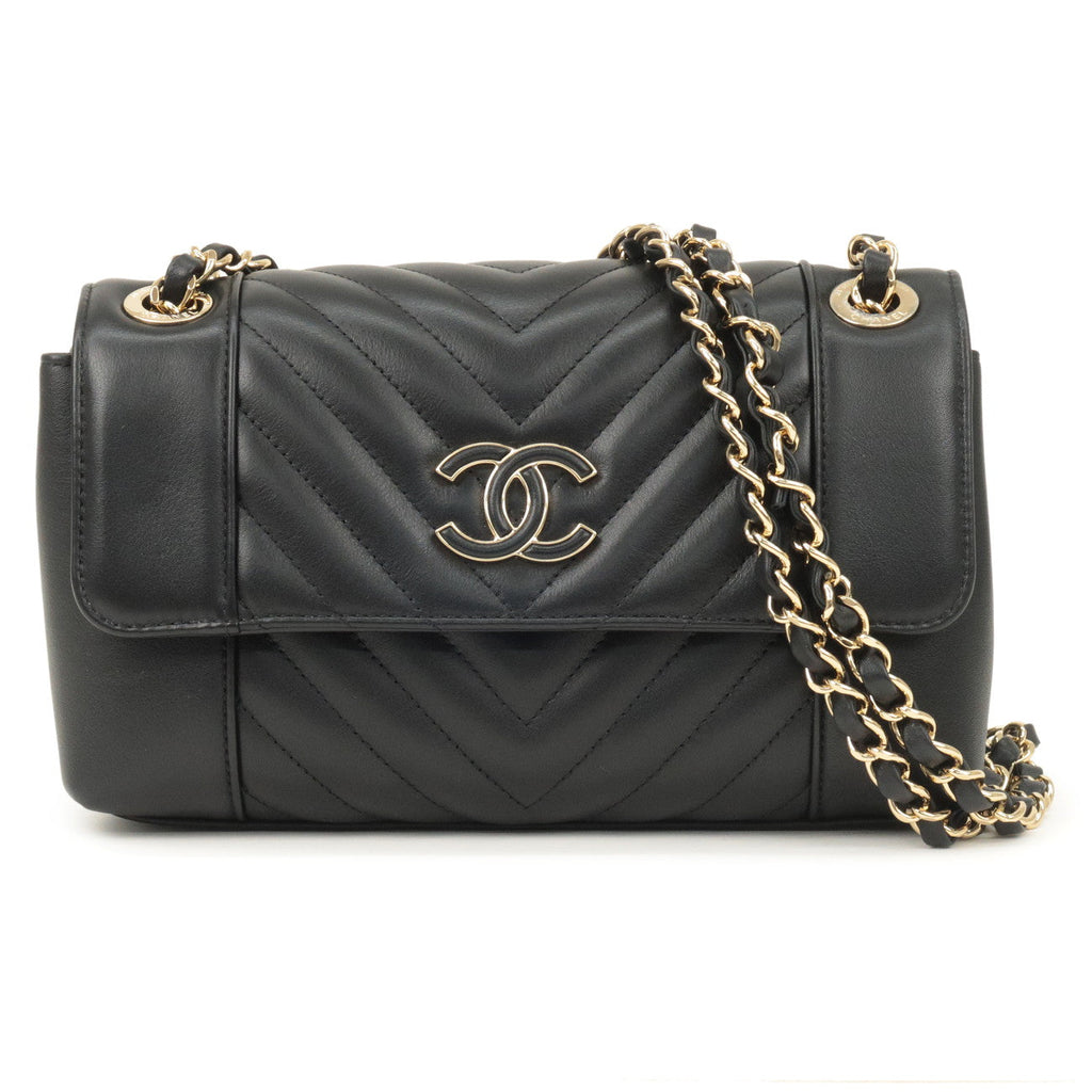 CHANEL Matelasse Lamb Skin Chevron Chain Shoulder Bag Black AS0260