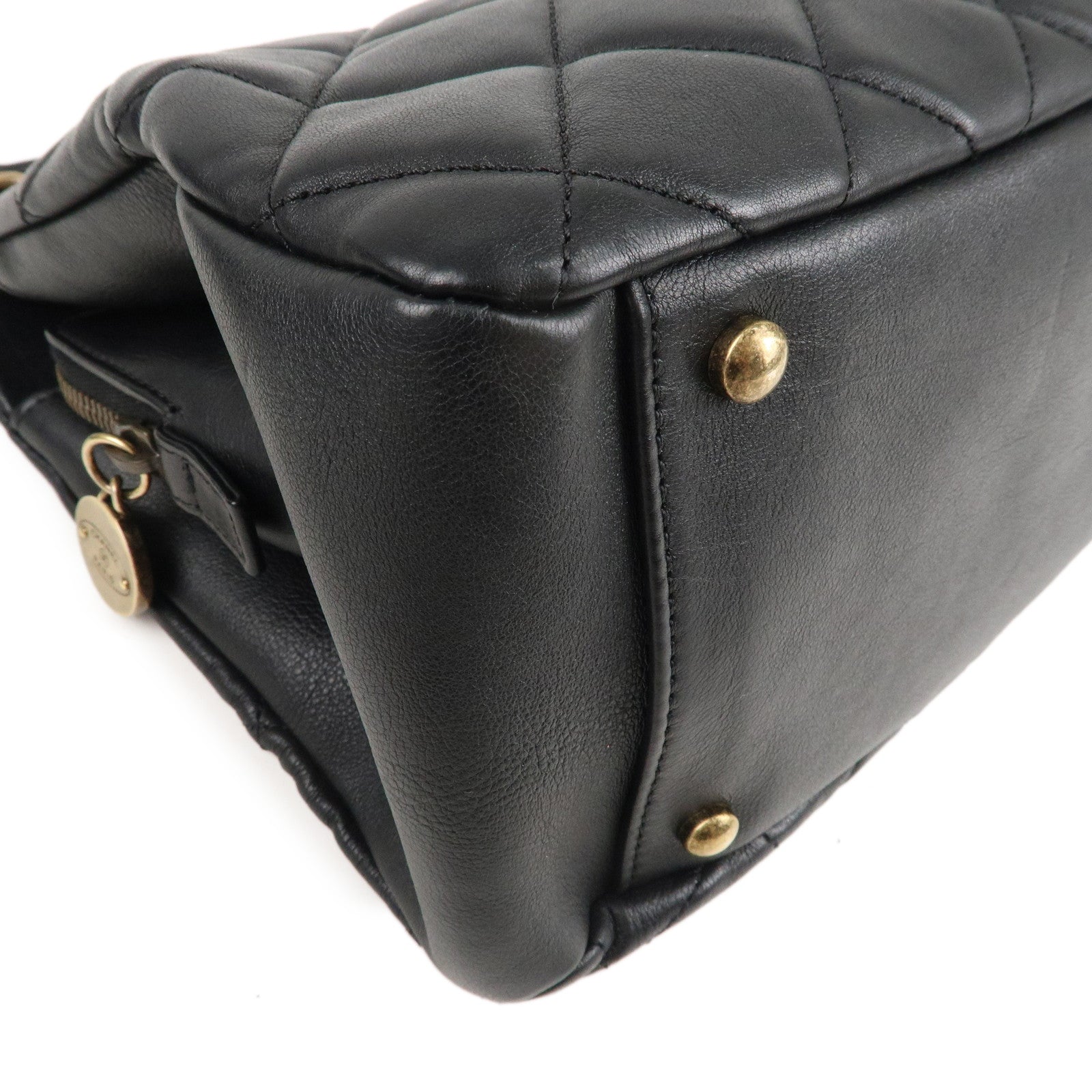 CHANEL Matelasse Lamb Skin Chain Shoulder Bag Black Bags District Gold
