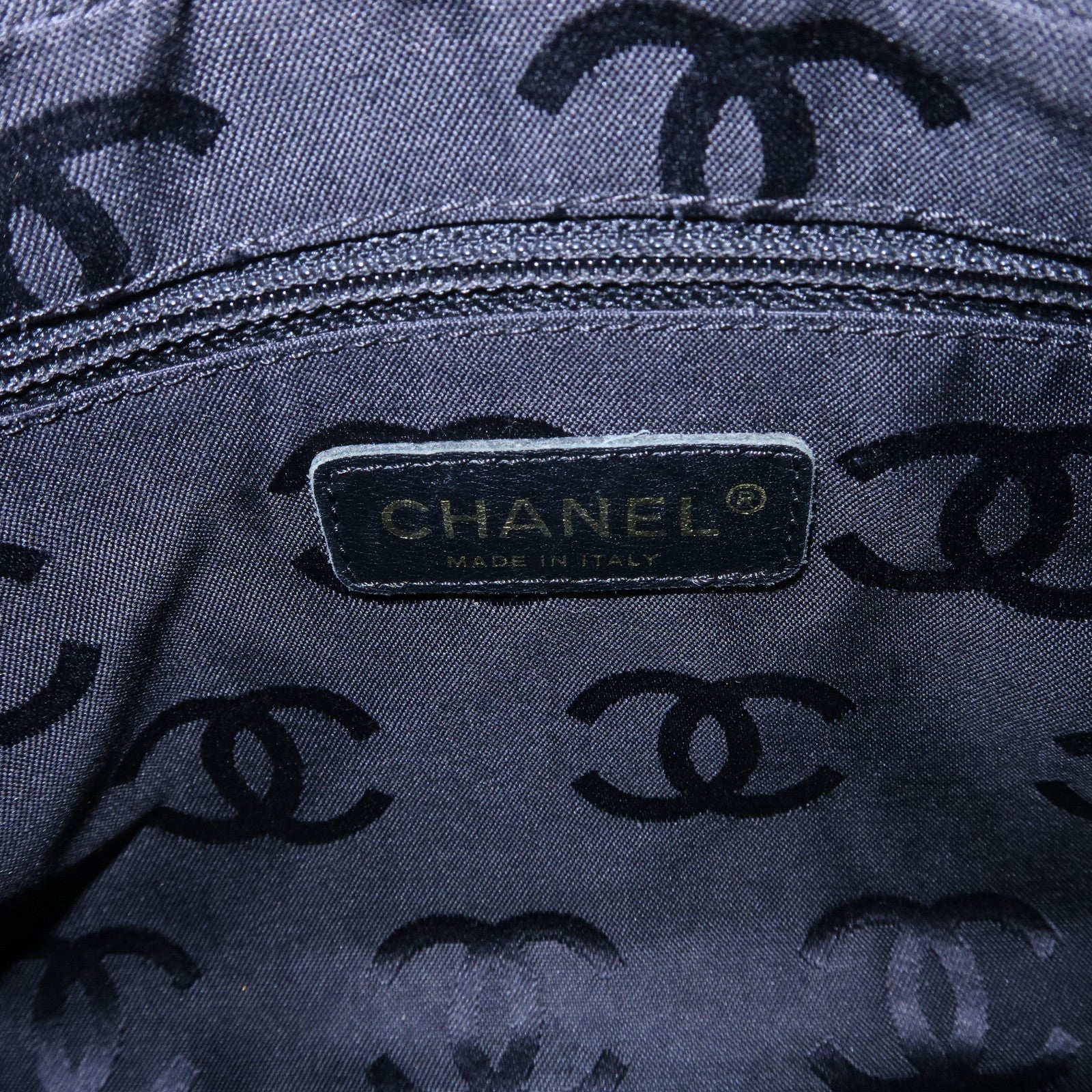 CHANEL Wild Stich Matelasse Lamb Skin Shoulder Bag Black A20663