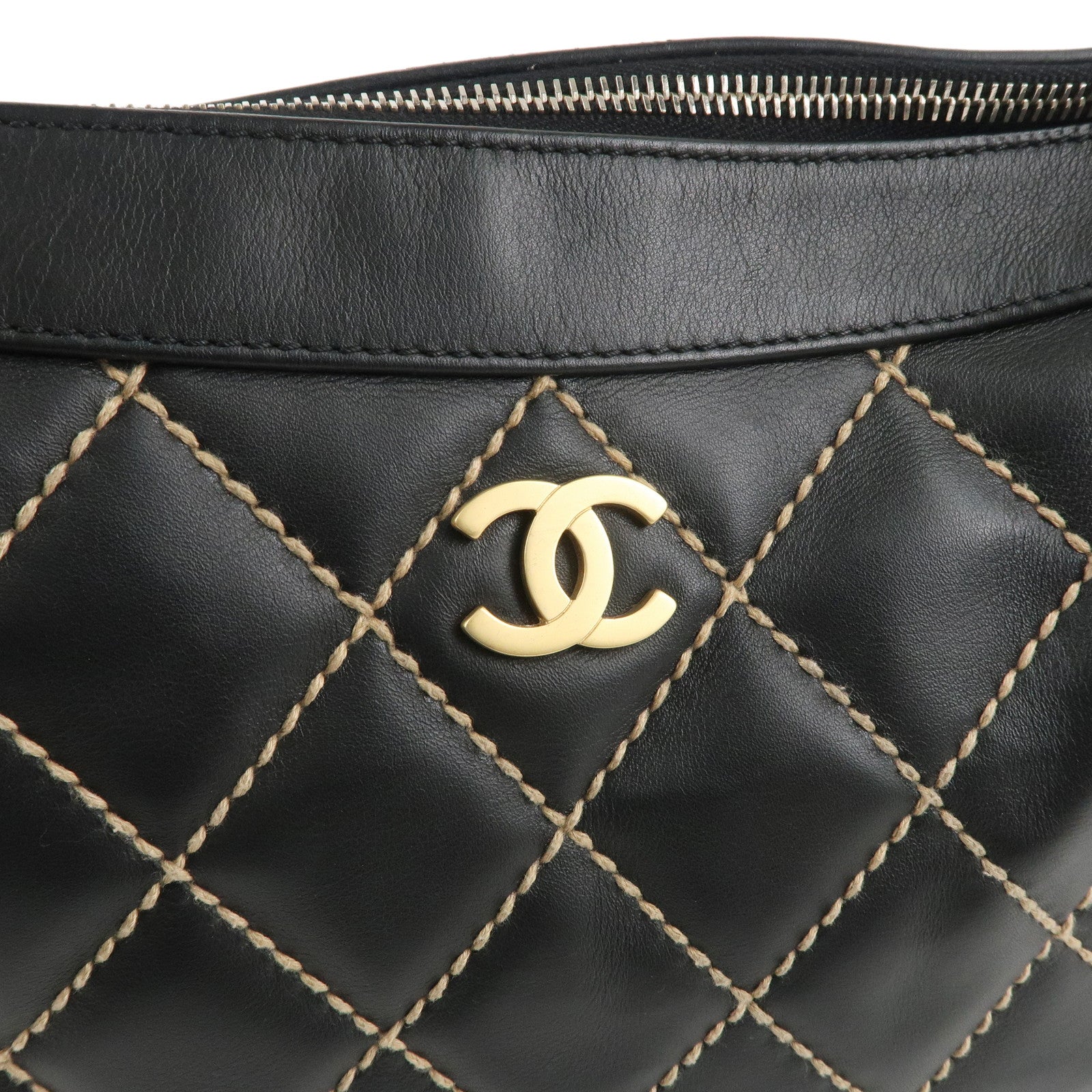 CHANEL Wild Stich Matelasse Lamb Skin Shoulder Bag Black A20663