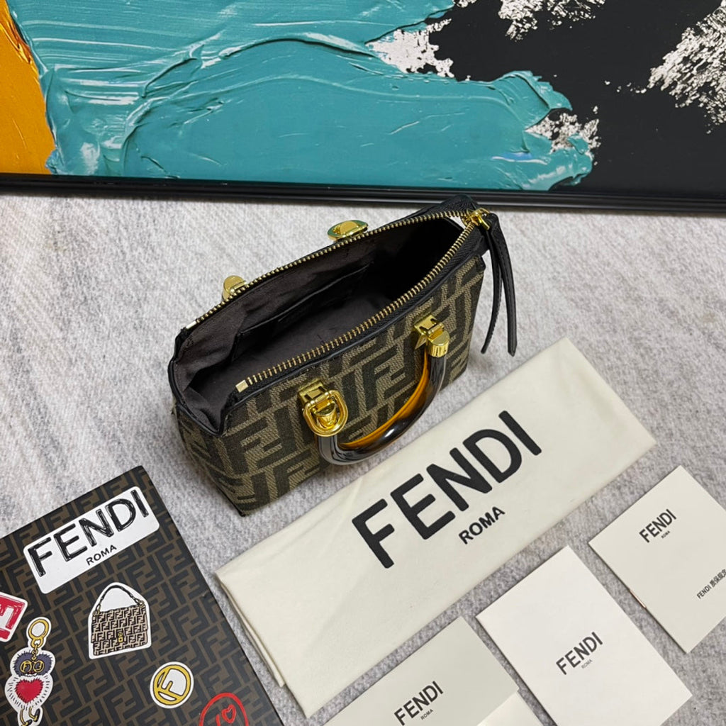 Luxury  Bags Fendi 262
