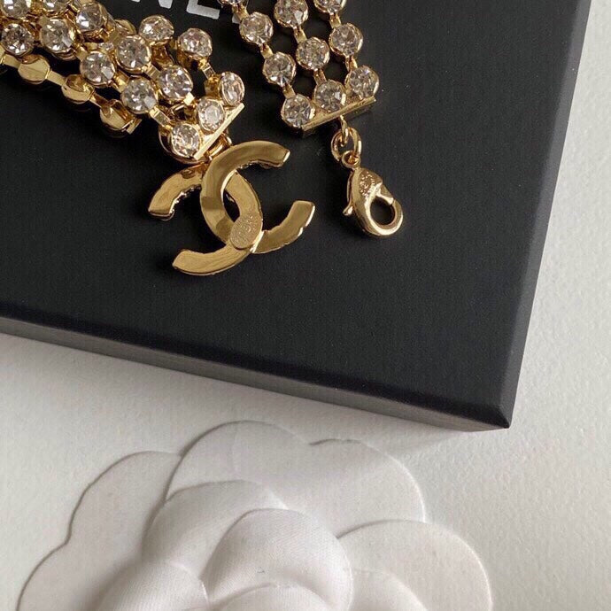 BG - Holiday Necklace chanel029