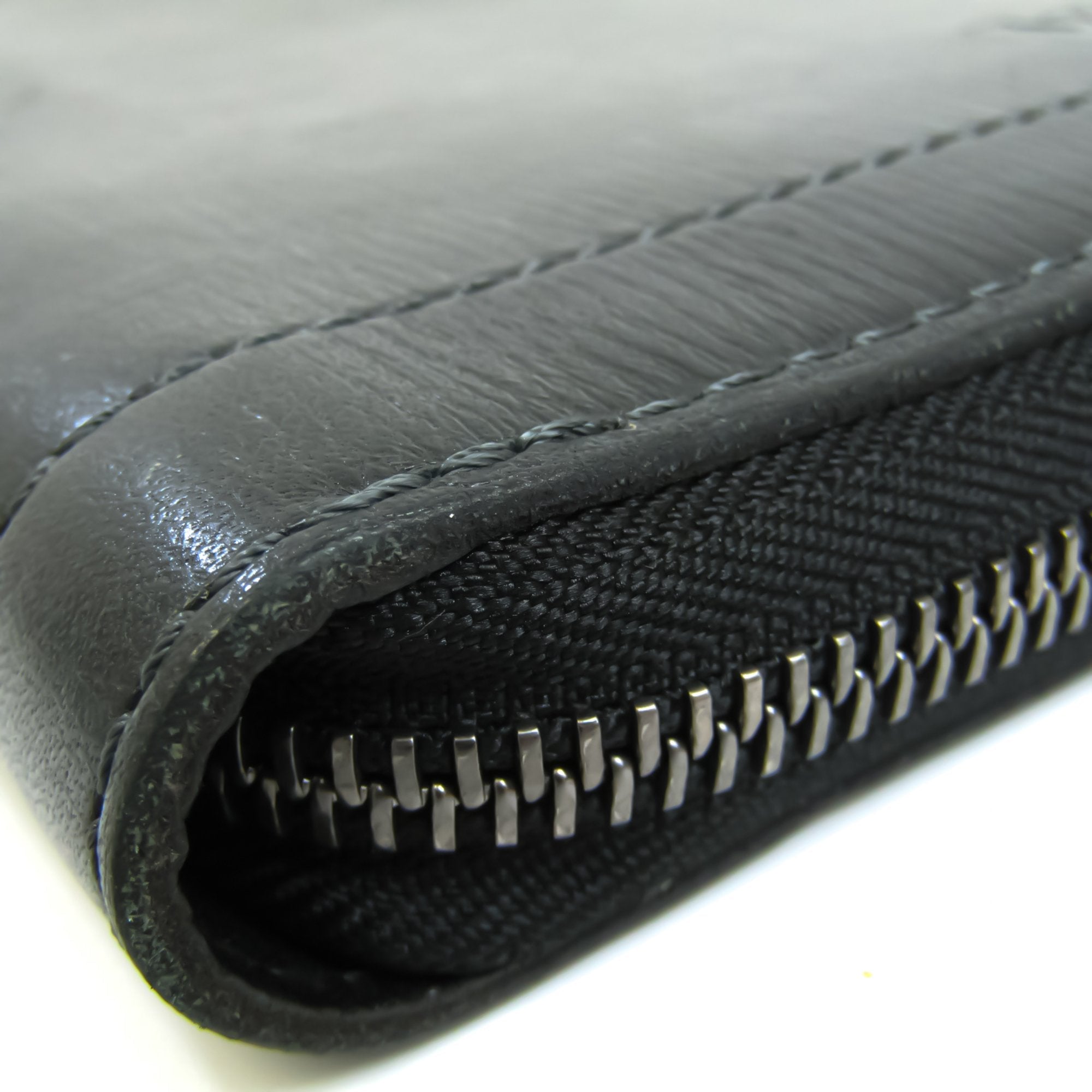 Louis Vuitton Black Leather Zippy organizer wallet accessories