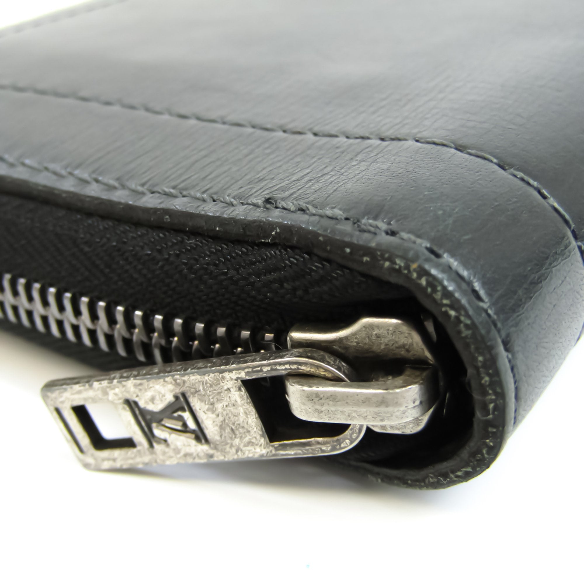 Louis Vuitton Black Leather Zippy organizer wallet accessories