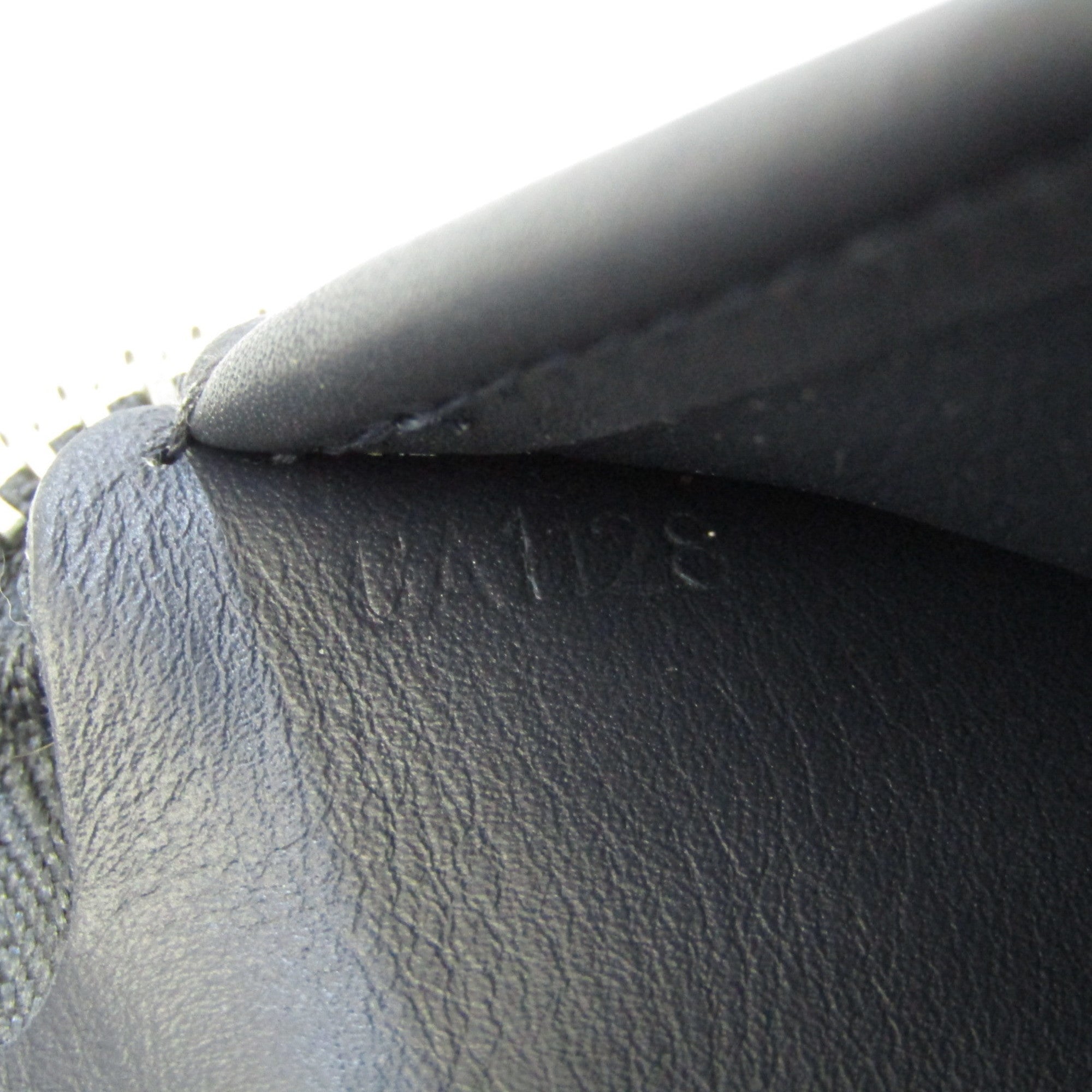 Louis Vuitton Black Canvas Zippy Wallet Vertical wallet accessories