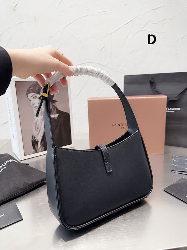Luxury - Gucci Bags - 198