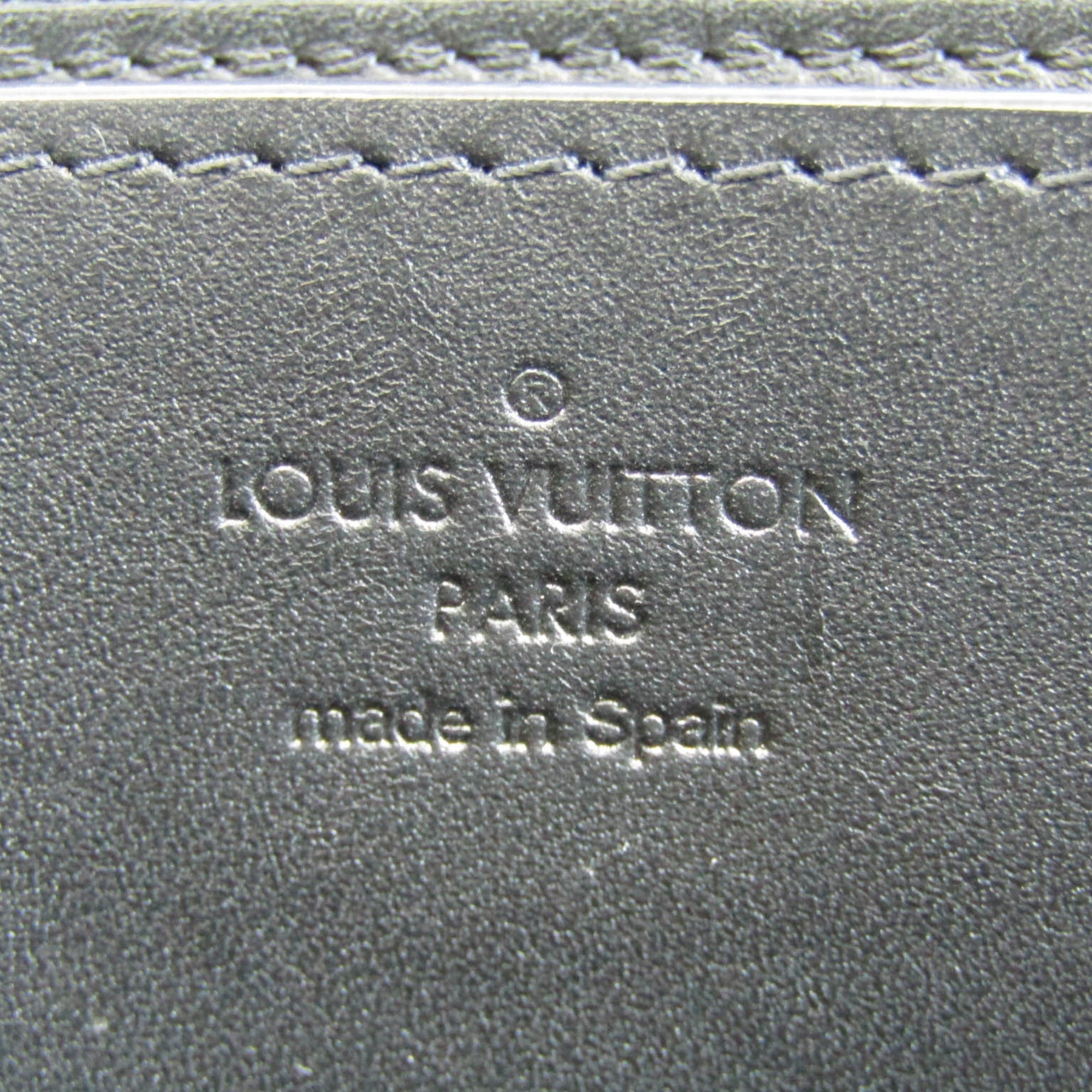 Louis Vuitton Black Canvas Zippy XL wallet accessories