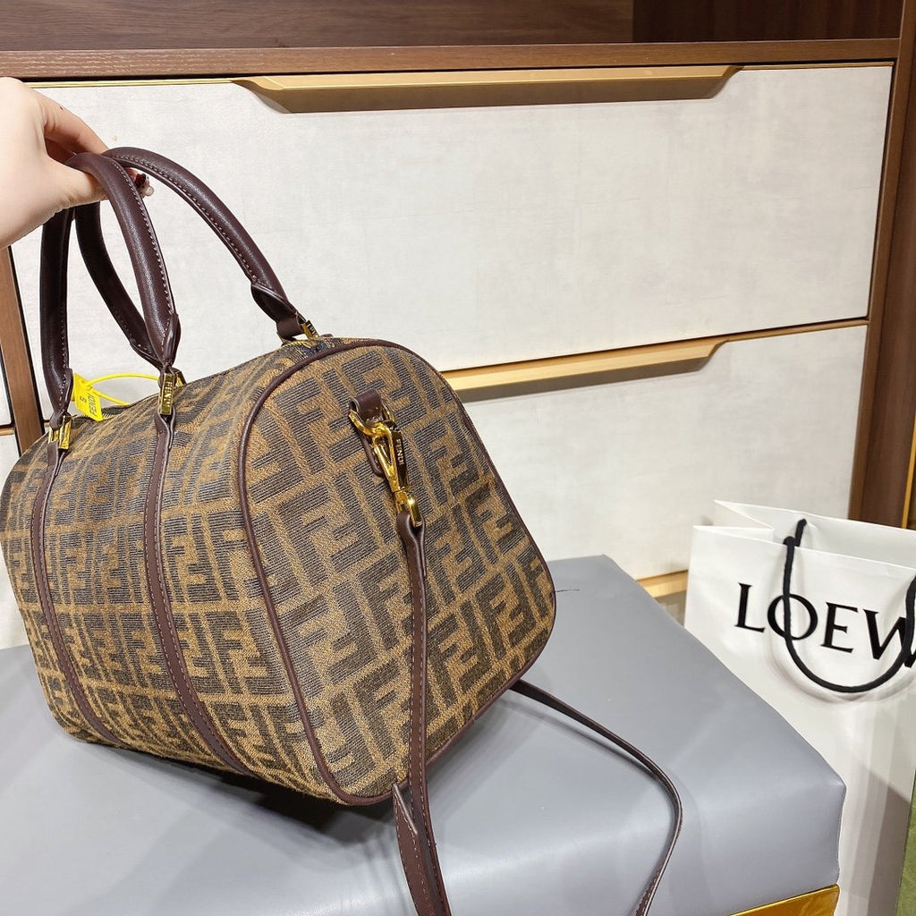 NEW Arrival Bags Fendi 149