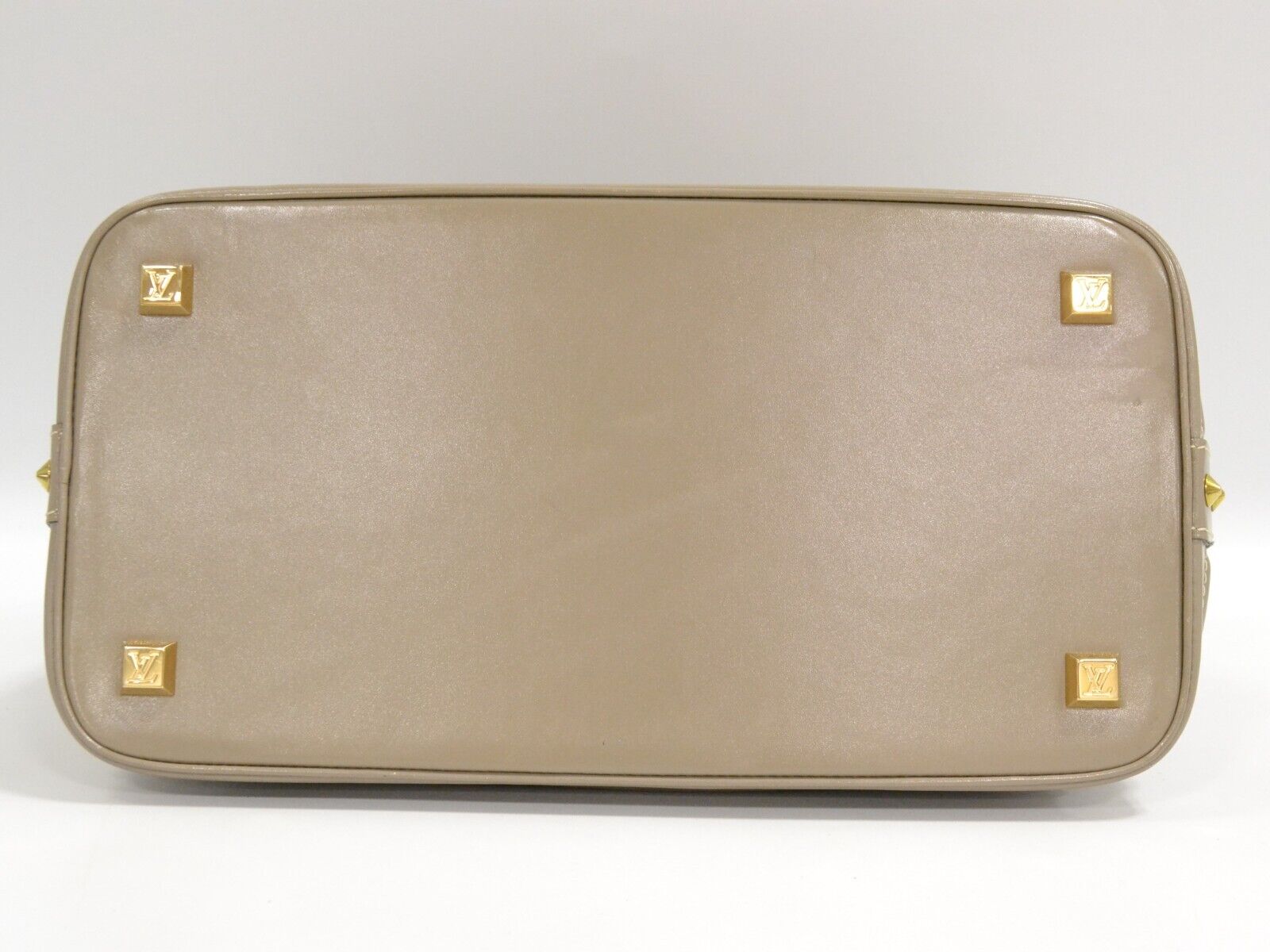 Louis Vuitton Beige Leather Lockit handbag bag