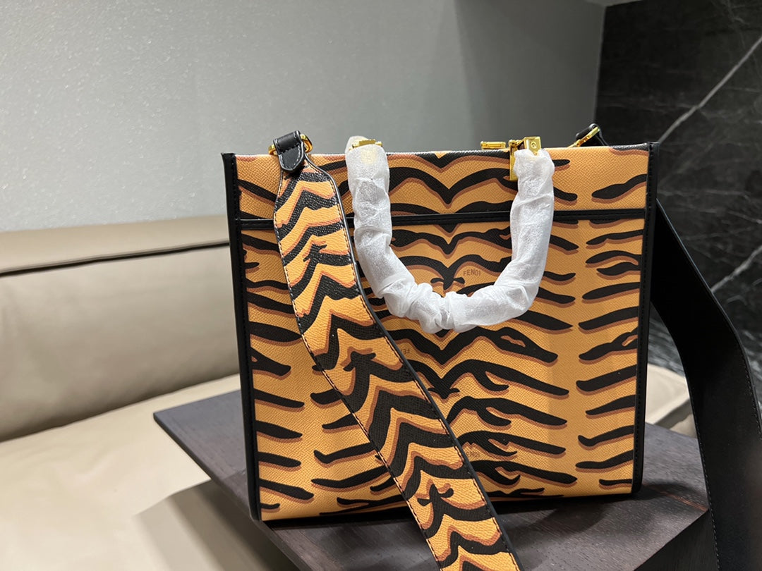 Luxury  Bags Fendi 253
