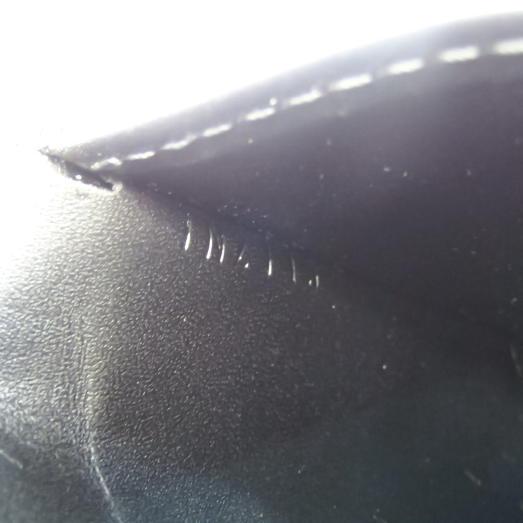 Louis Vuitton Black Leather Utah wallet accessories