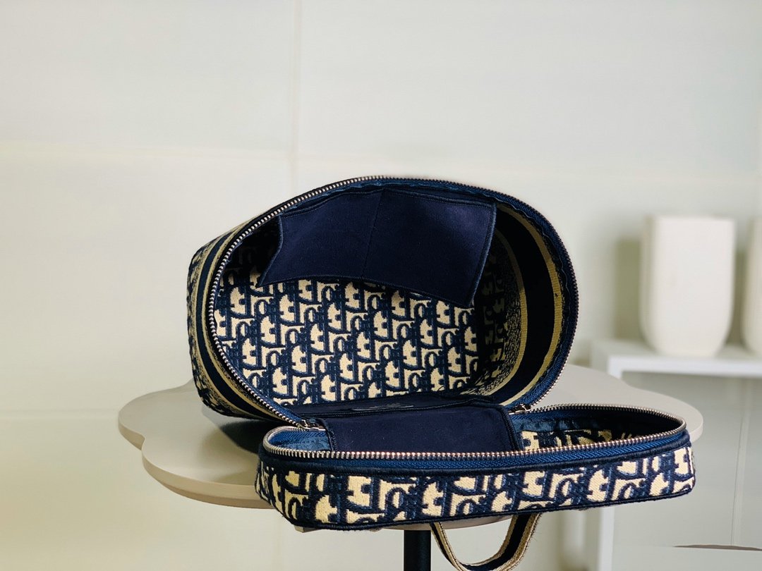 Designer Handbags dior 130