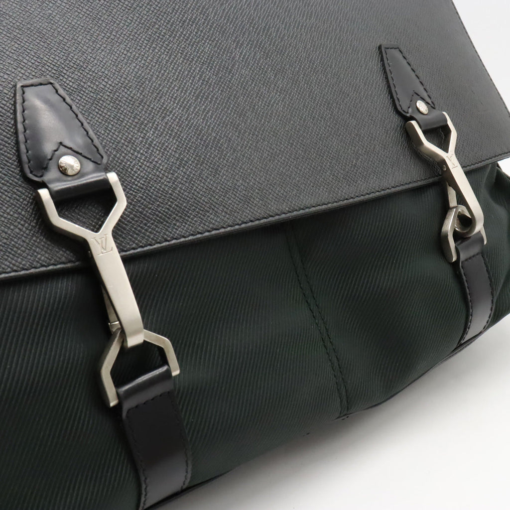 Louis Vuitton Louis Vuitton Tyga Delso Messenger Bag Black M30162