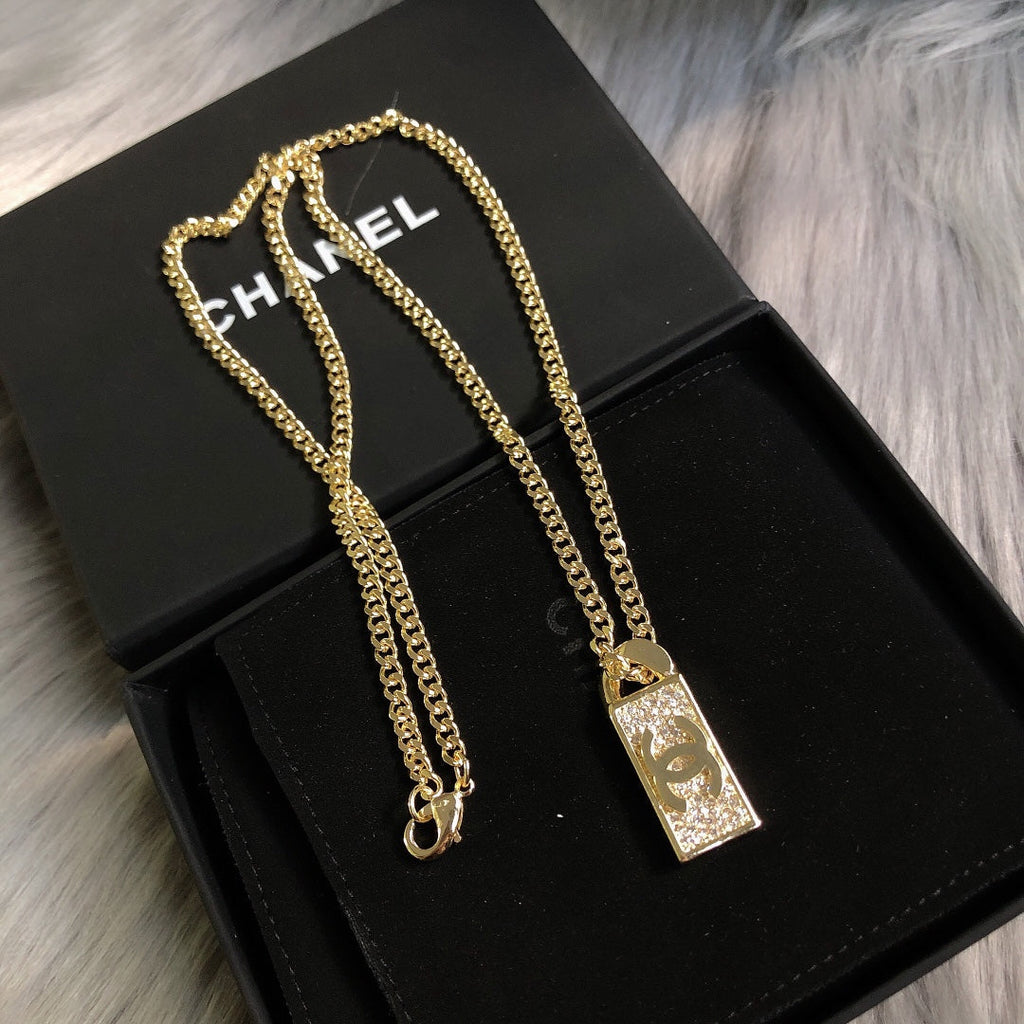 BG - Holiday Necklace chanel049