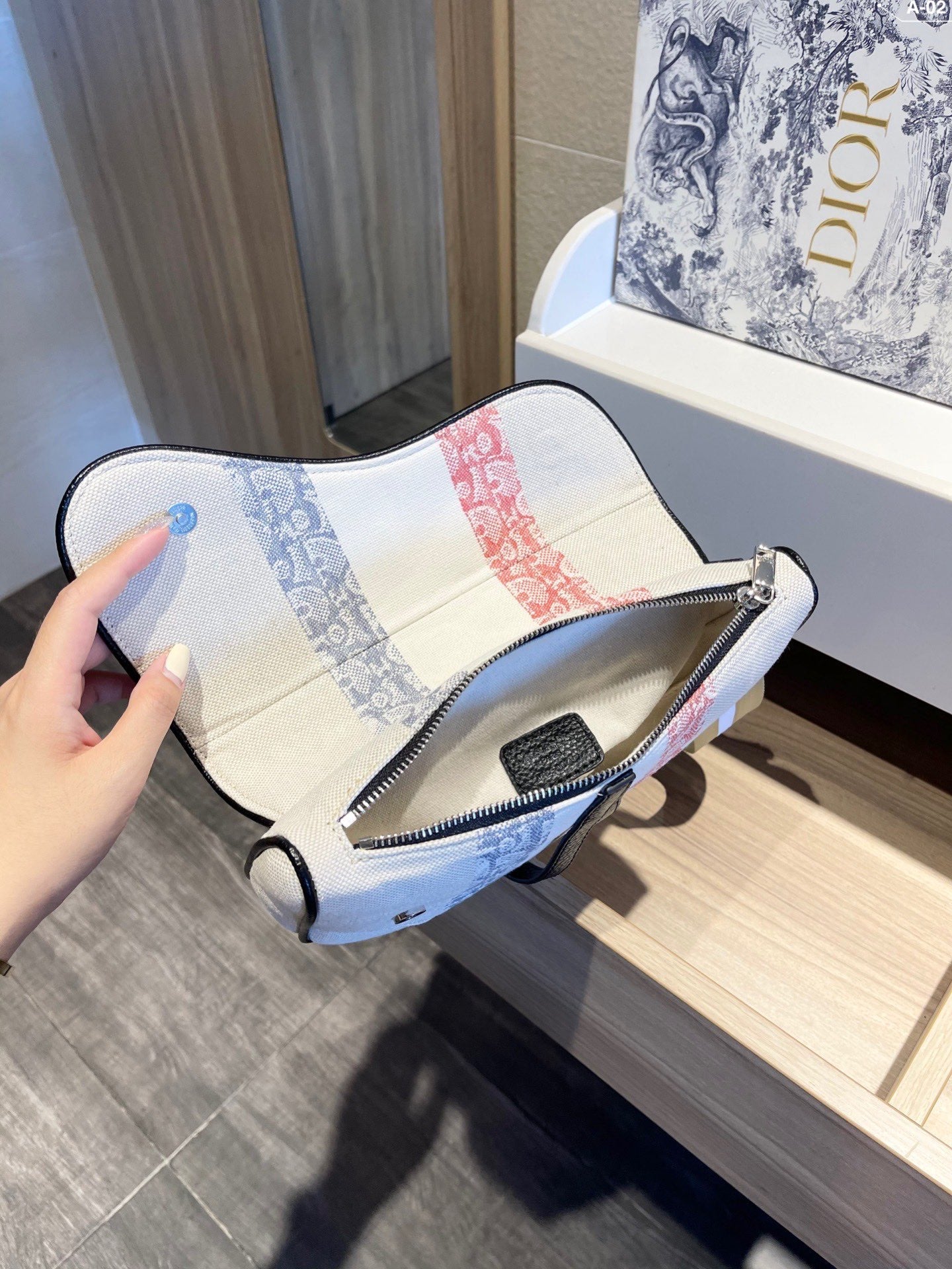 Designer Handbags dior 305