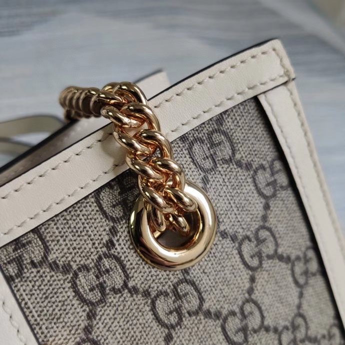 Gucci   Luxury Bags  1386