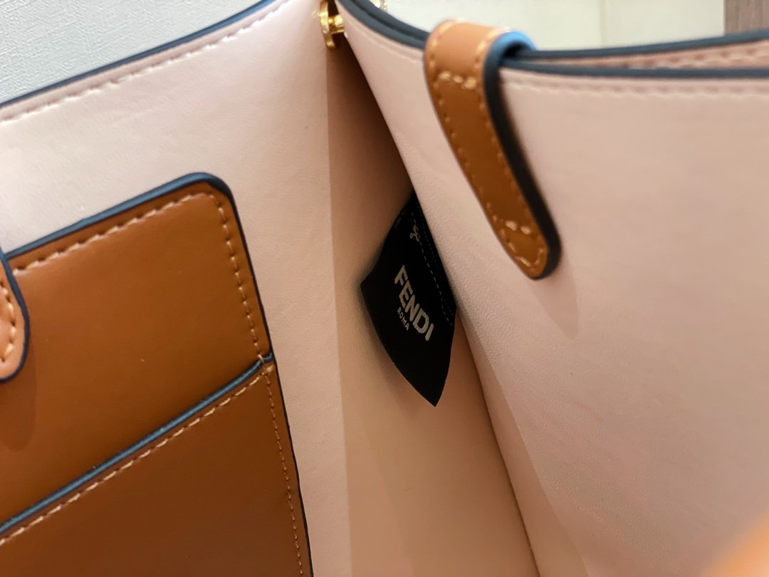 NEW Arrival Bags Fendi 143