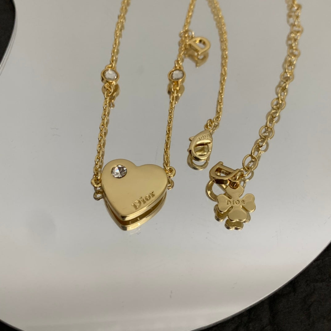 BG - Holiday Necklace dior003