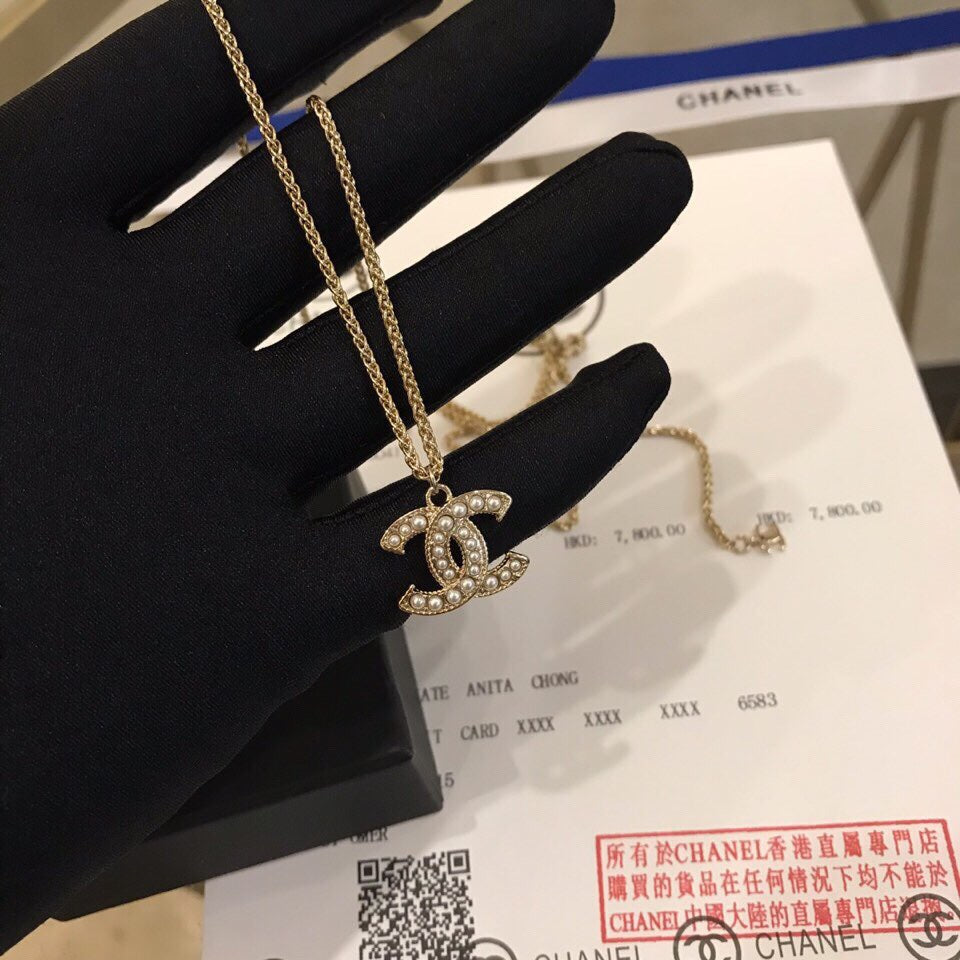 BG - Holiday Necklace chanel024