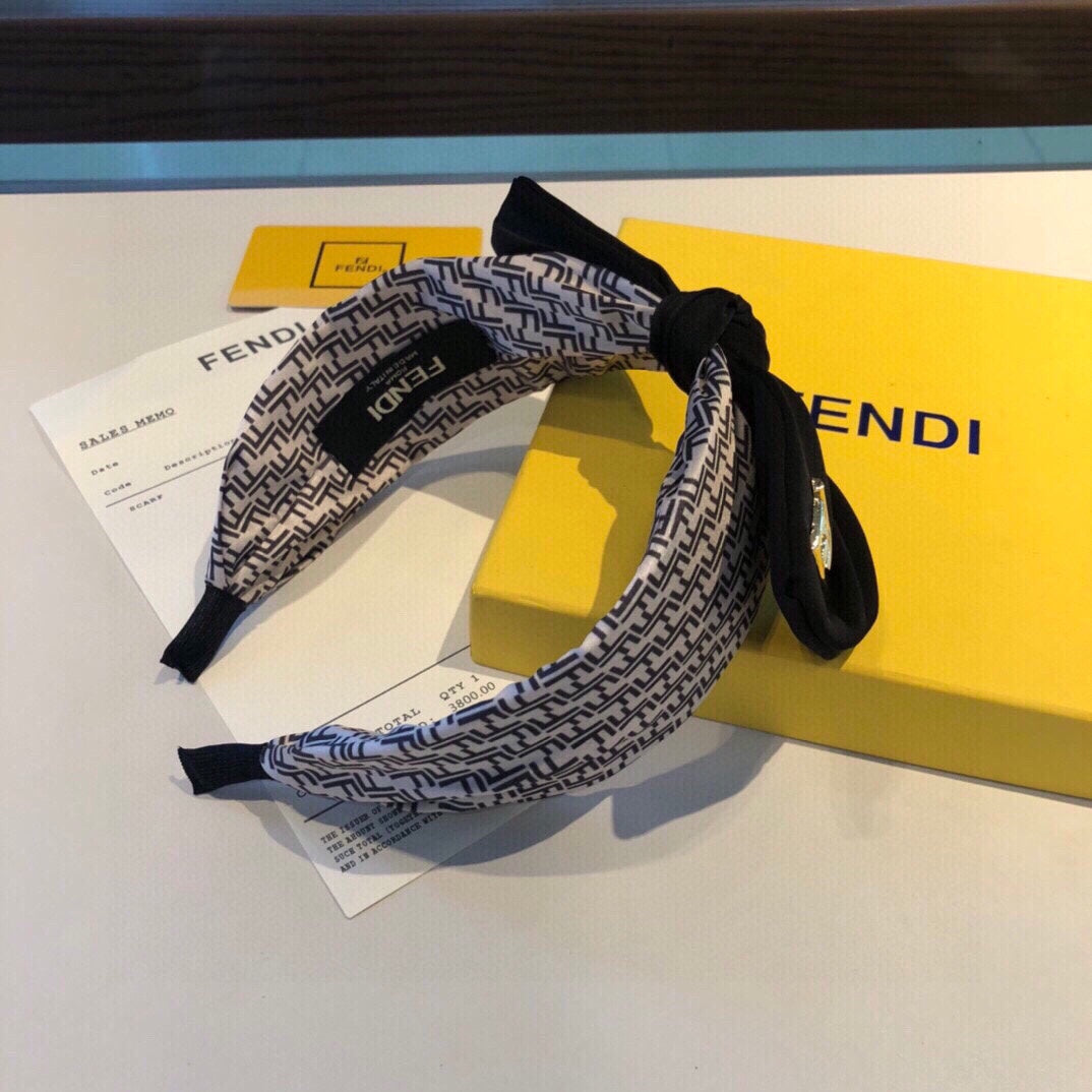 Luxury Hair Band Fendi 051