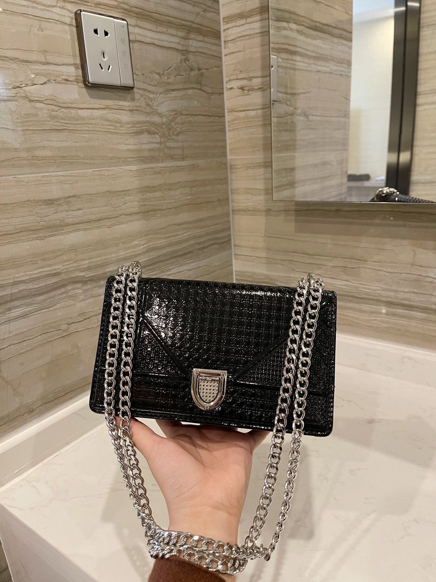 Designer Handbags dior 044