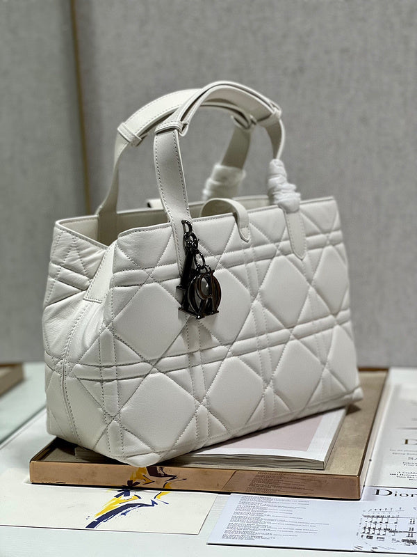 Chanel Bags - BG Bags - 2172