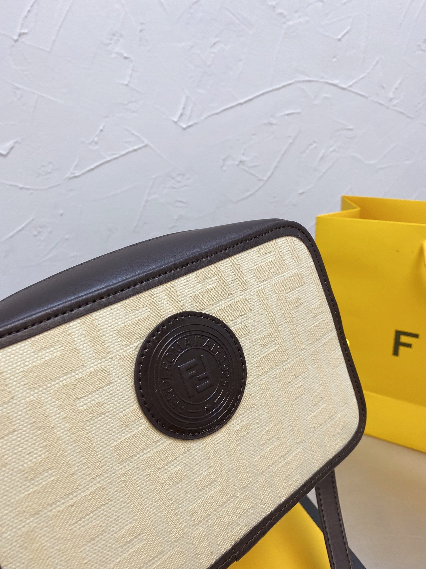 Luxury  Bags Fendi 129