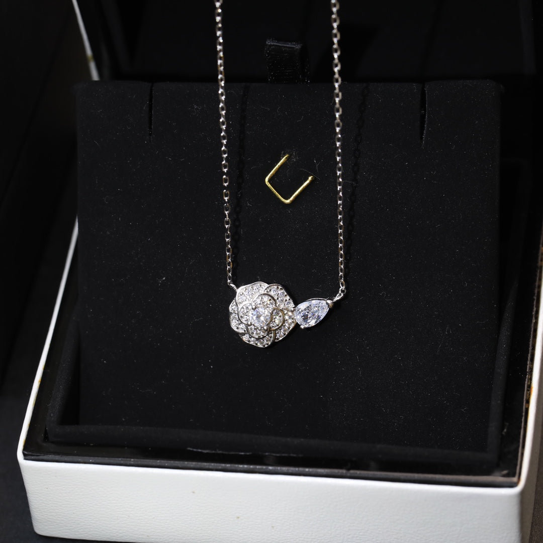 BL -High Quality Necklace chanel007