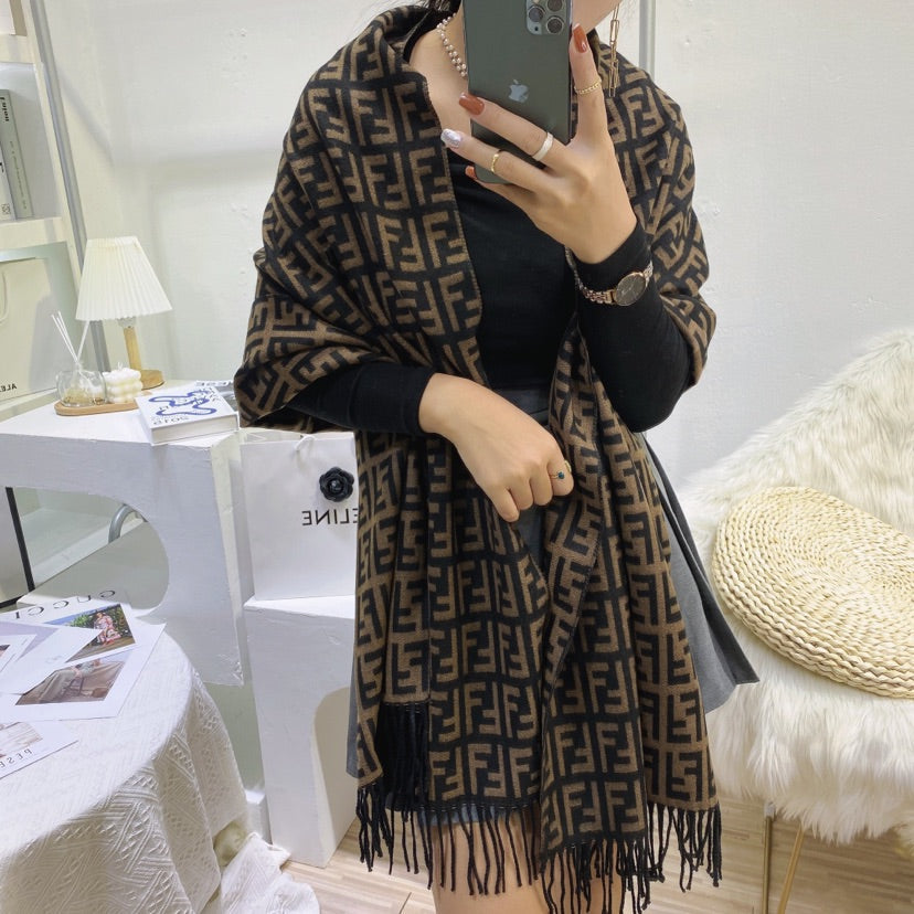 Luxury Fendi  Scarf 018