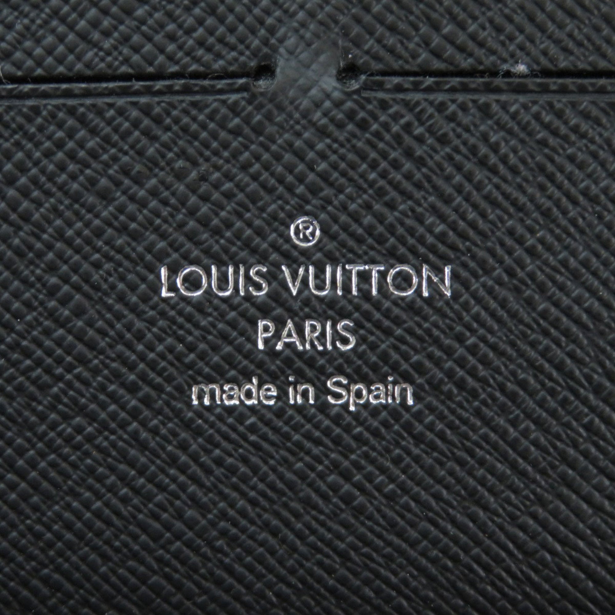 Louis Vuitton Black Leather Zippy organizer wallet accessories