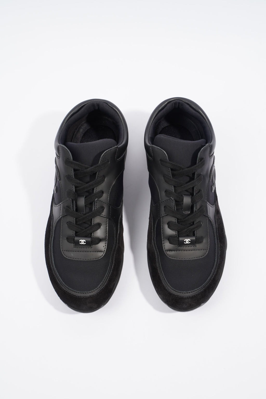 Chanel CC Logo Sneaker Black Leather EU 42 UK 8