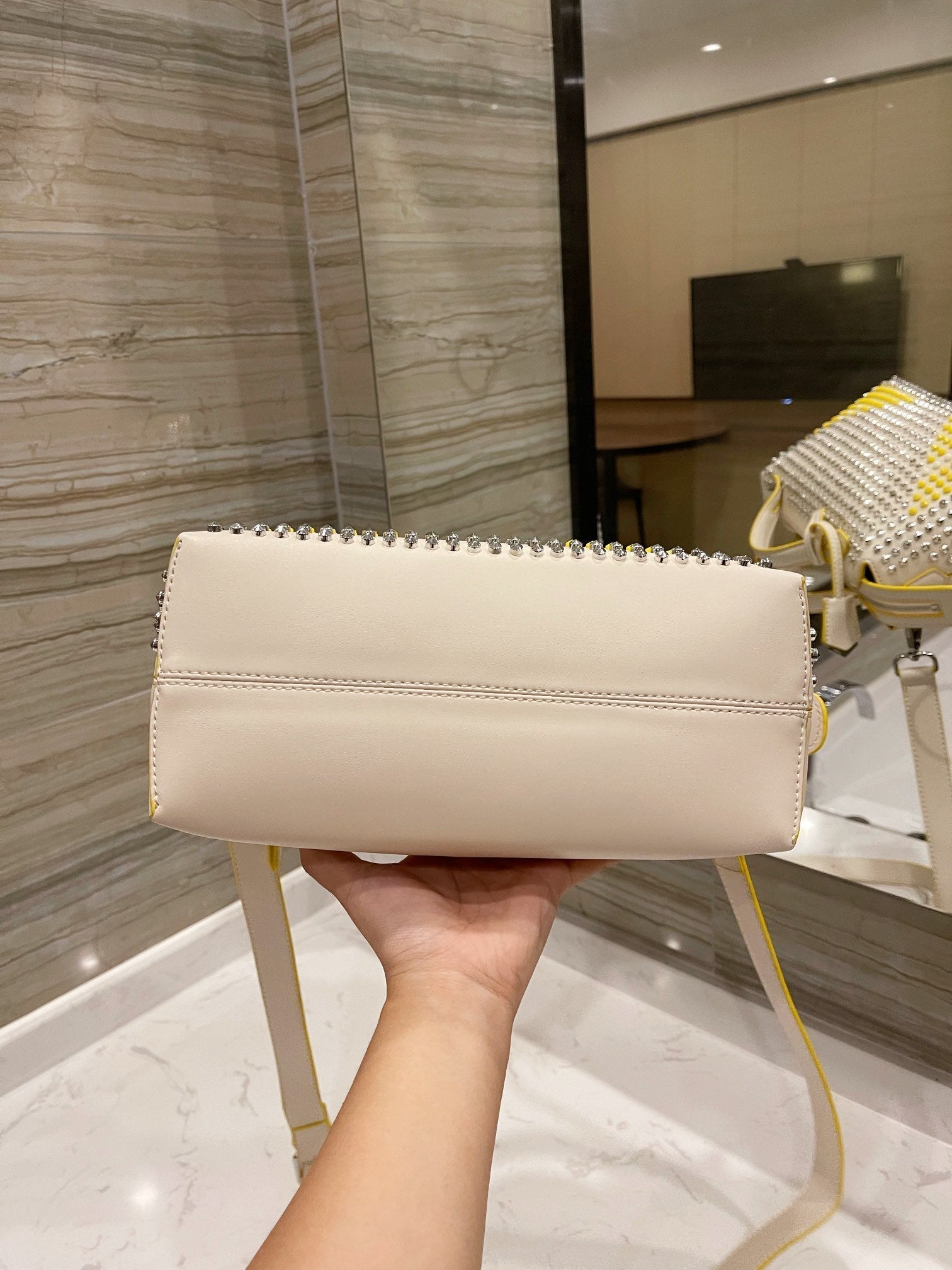 Luxury  Bags Fendi 218