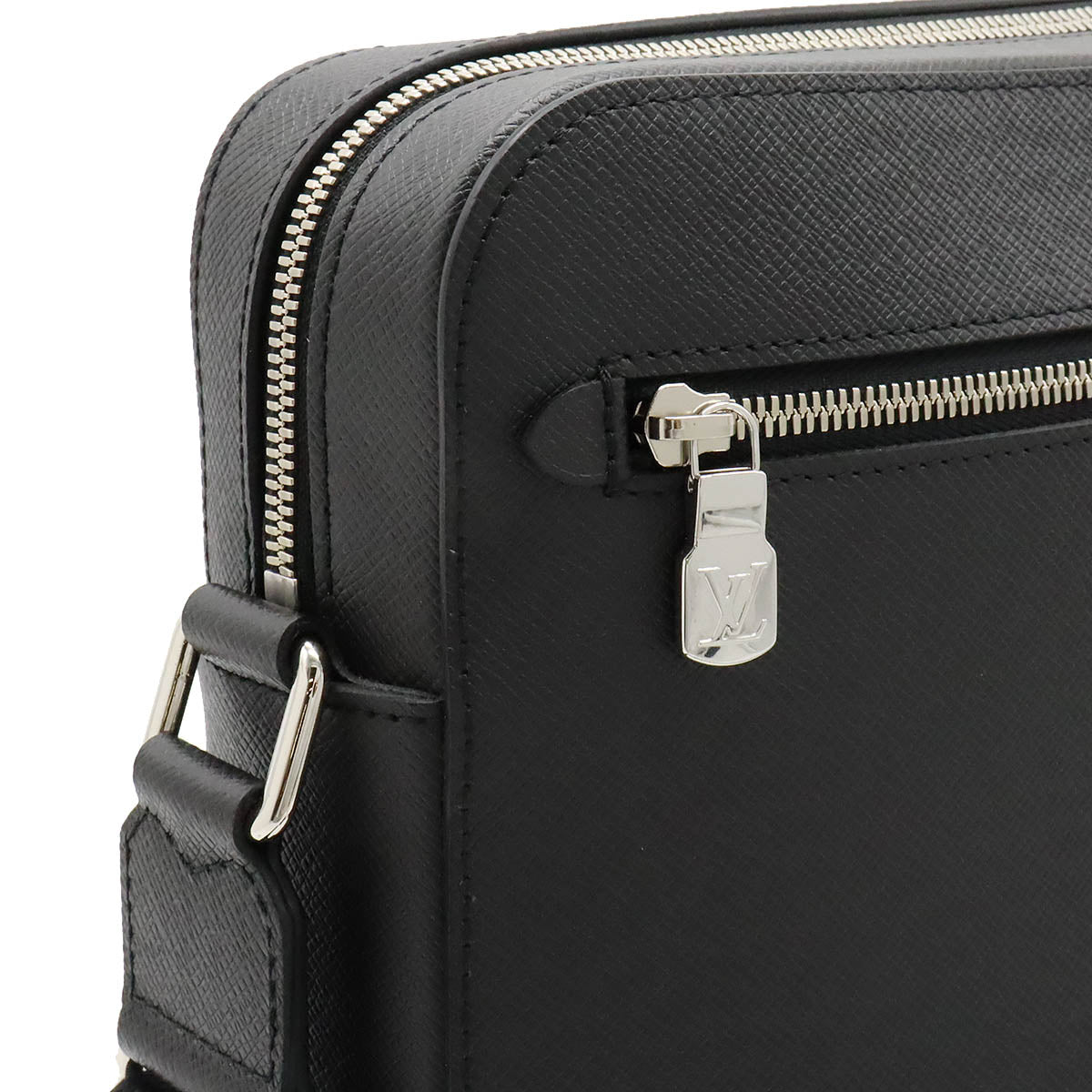 Louis Vuitton Louis Vuitton Tiger Anton Messenger MM Shoulder Bag Leather Old Black M33429