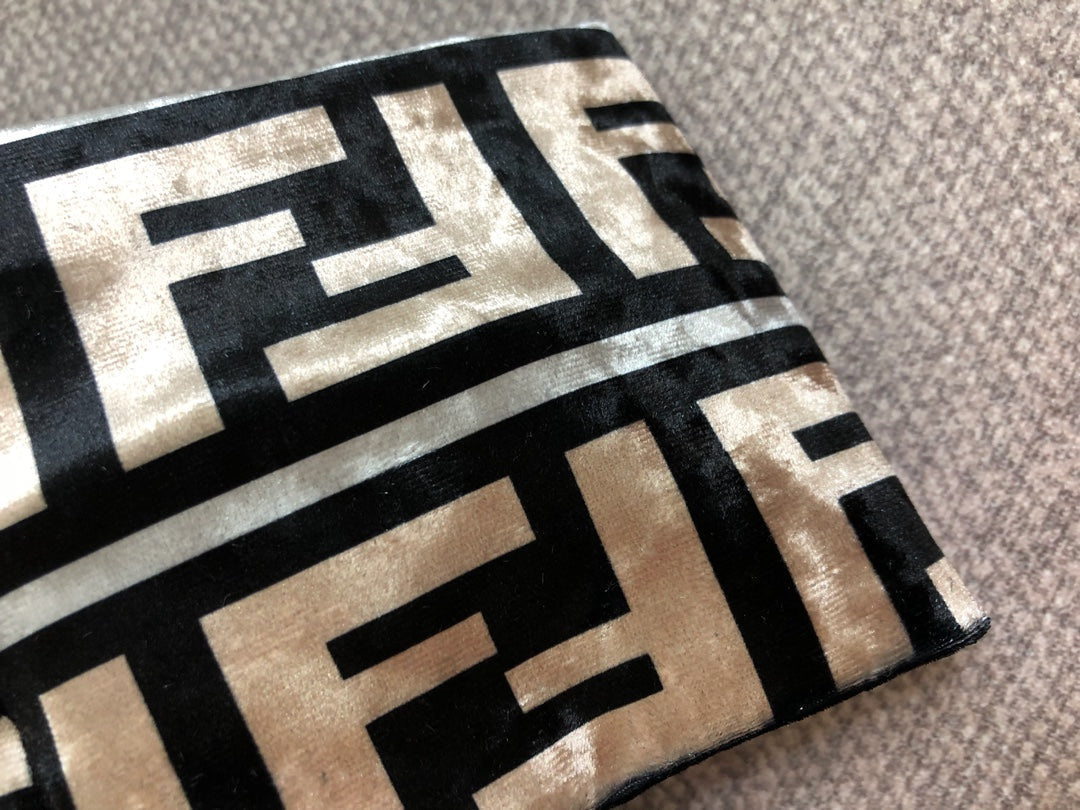 Luxury Hair Band Fendi 022